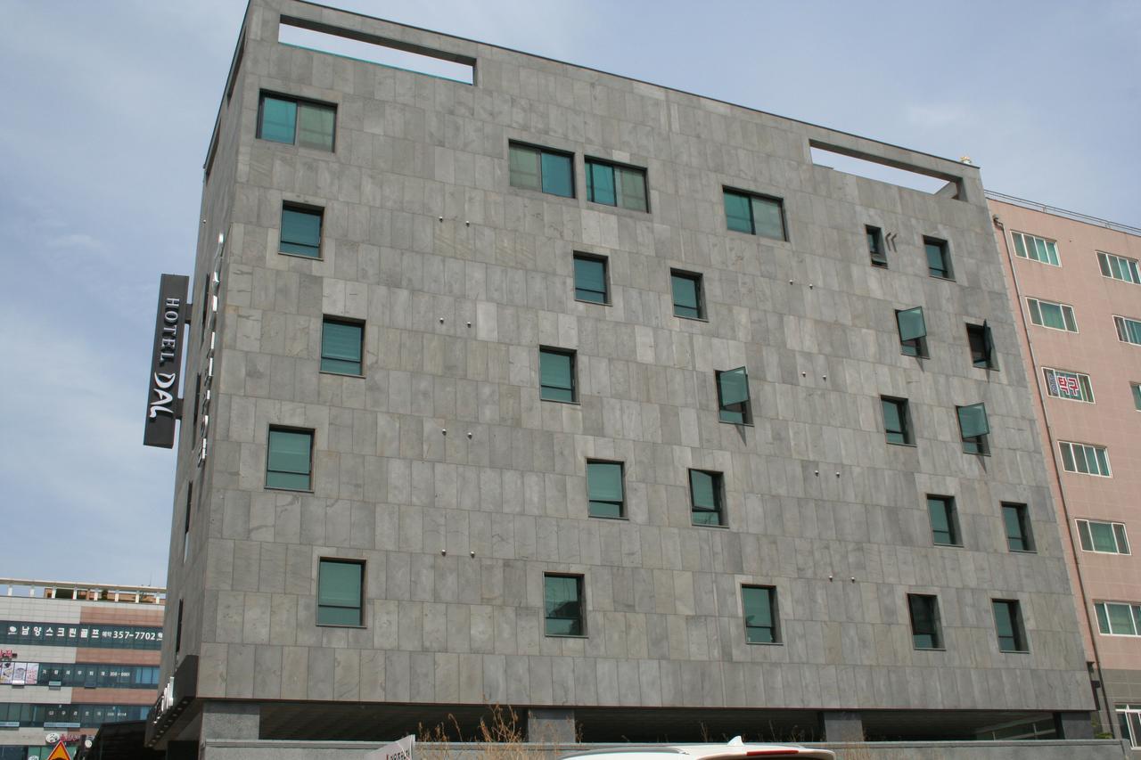 Hotel Dal Hwaseong Exterior photo